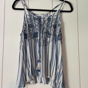LUQ tie neck tank top size M